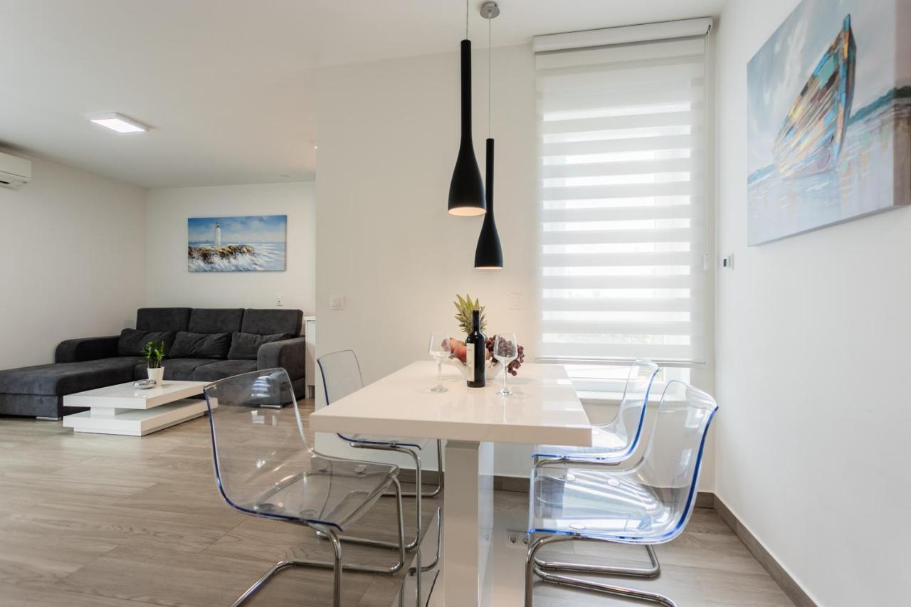 New Modern Apartment "Marjan" Podstrana Eksteriør billede