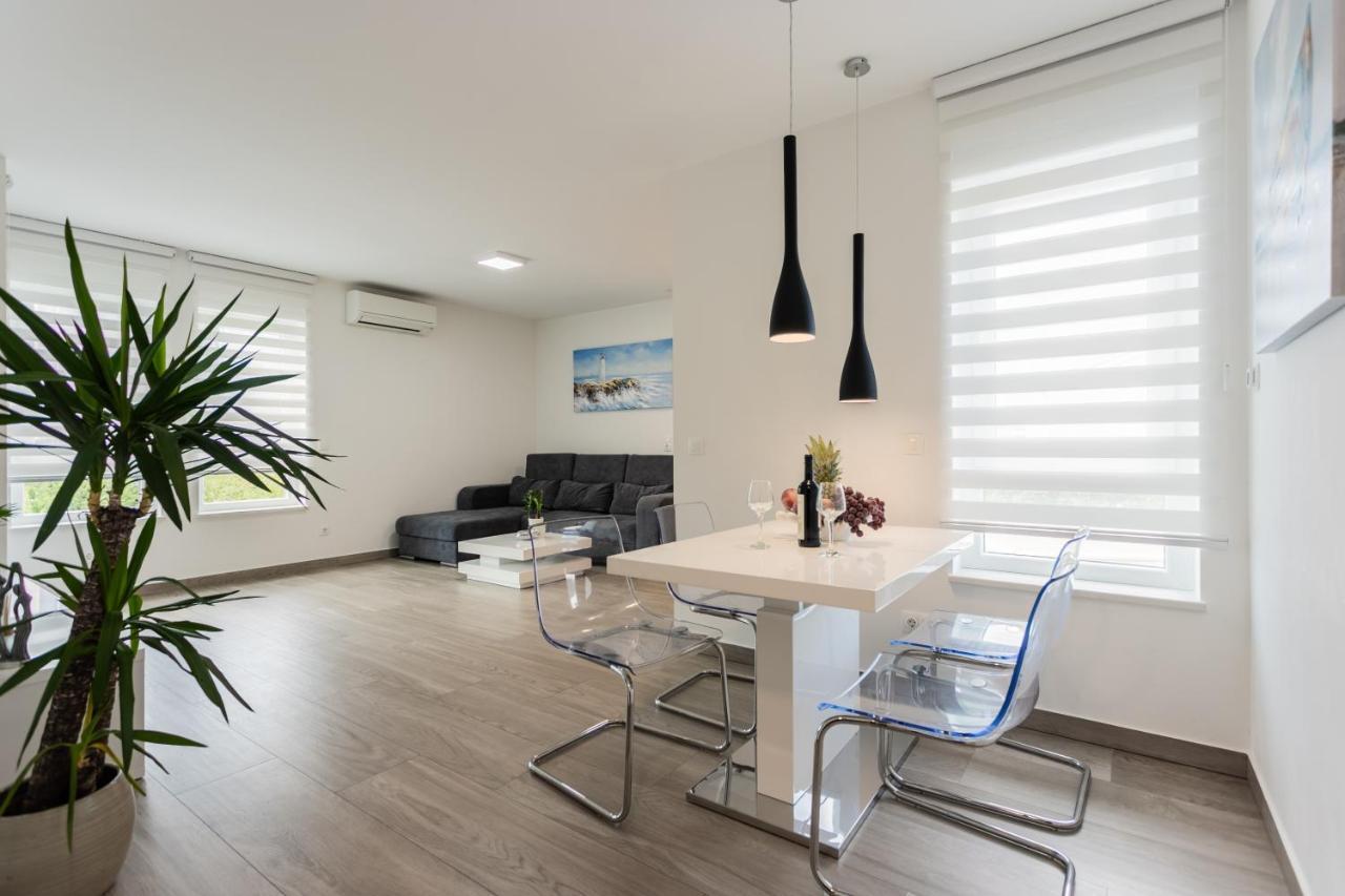New Modern Apartment "Marjan" Podstrana Eksteriør billede